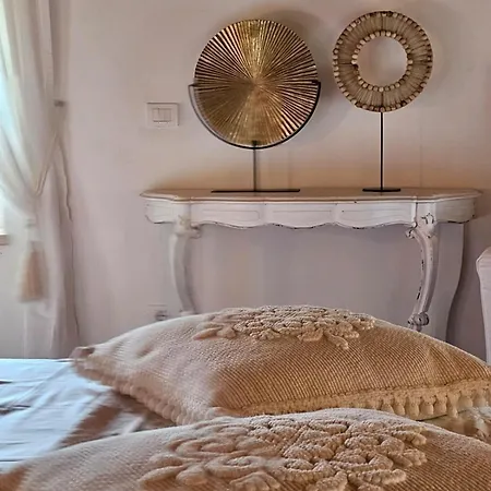 The Romantic Dependance In Luxury